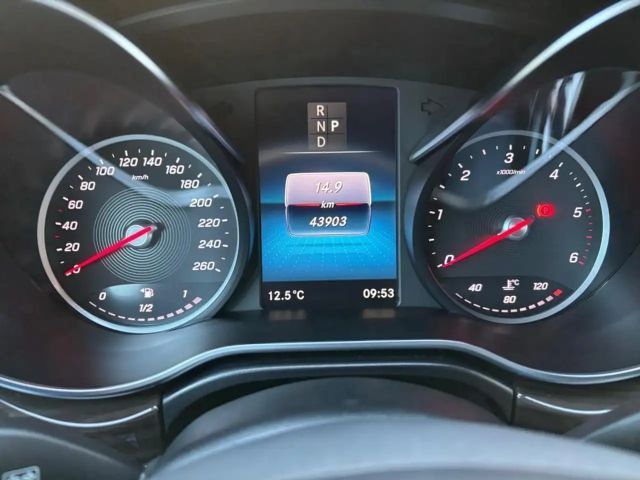 Mercedes-Benz V 300 AMG Line AVANTGARDE V 300 d