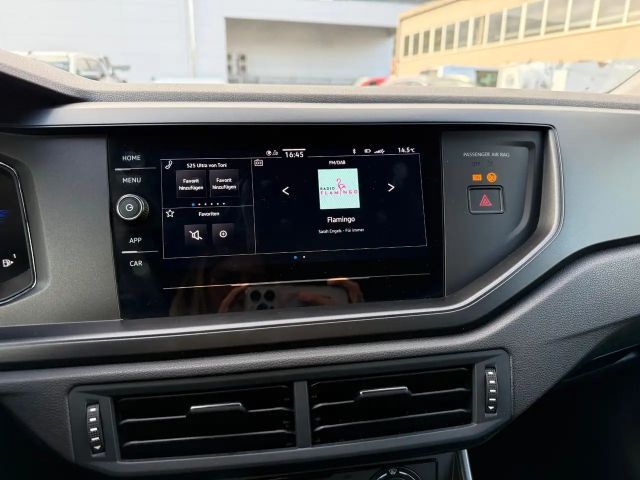 Volkswagen Polo VI Basis