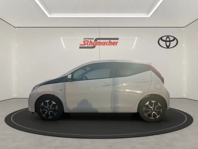 Toyota Aygo Hatchback Play Team D