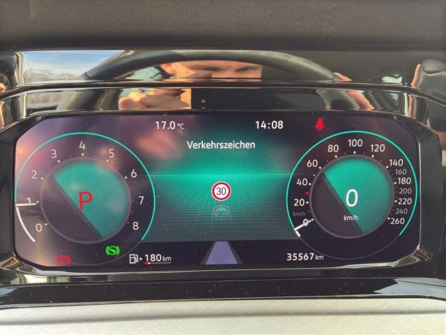 Volkswagen Golf DSG Golf VIII Life Variant