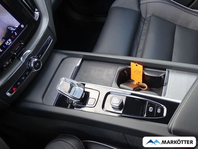 Volvo XC60 AWD Dark Ultimate