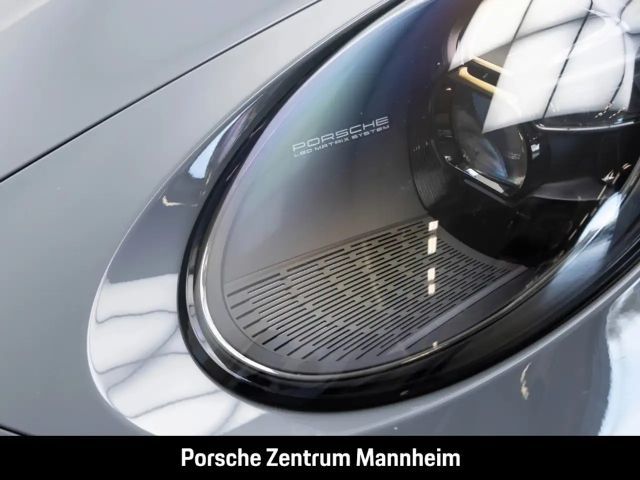 Porsche 992 Cabrio Carrera GTS