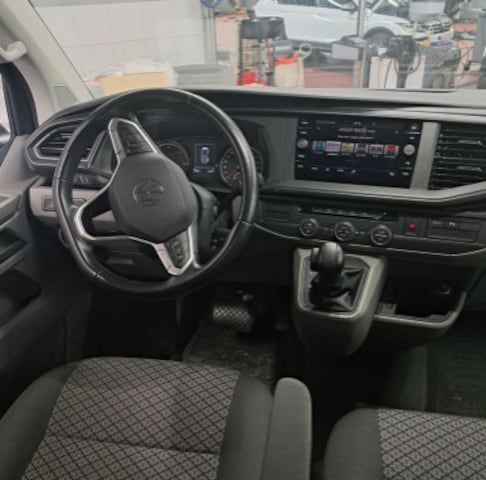 Volkswagen Caravelle 2.0 TDI DSG T6 Trendline