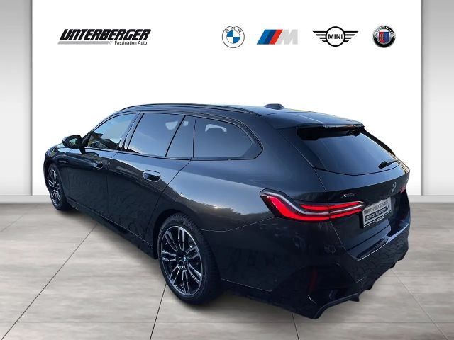 BMW 540 540d M-Sport Touring xDrive