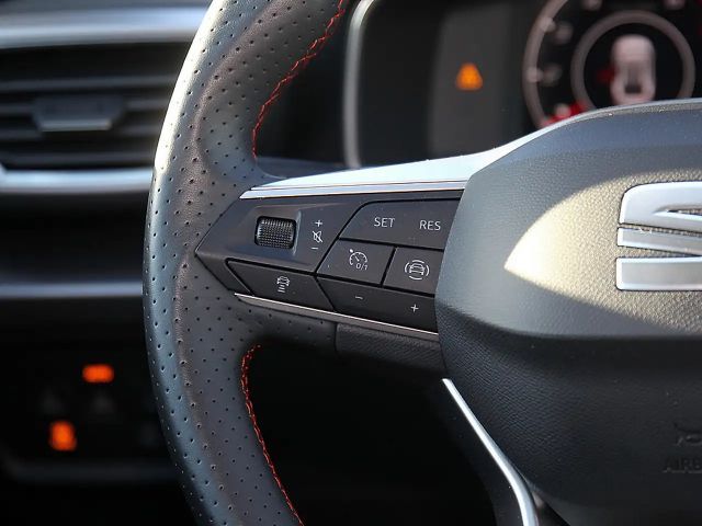 Seat Leon 1.5 eTSI DSG FR-lijn Sportstourer