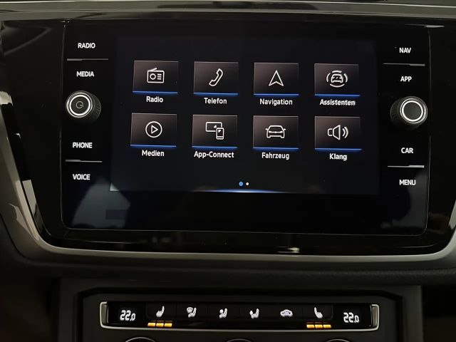 Volkswagen Touran 2,0 TDI *NAVI*ACC*PANO*Sitzheizung*PDC vo/hi*