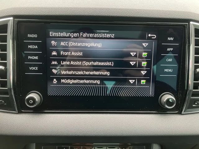 Skoda Karoq 1.5 TSI Tour