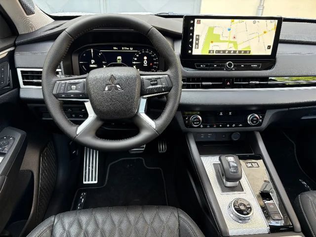 Mitsubishi Outlander 4WD PHEV