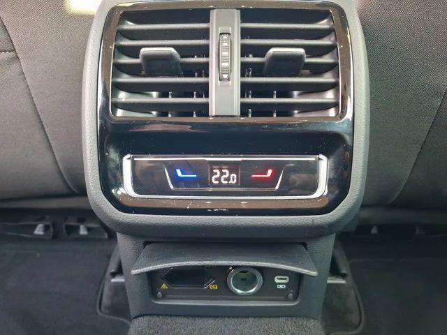 Volkswagen Passat 2.0 TDI Business DSG Variant