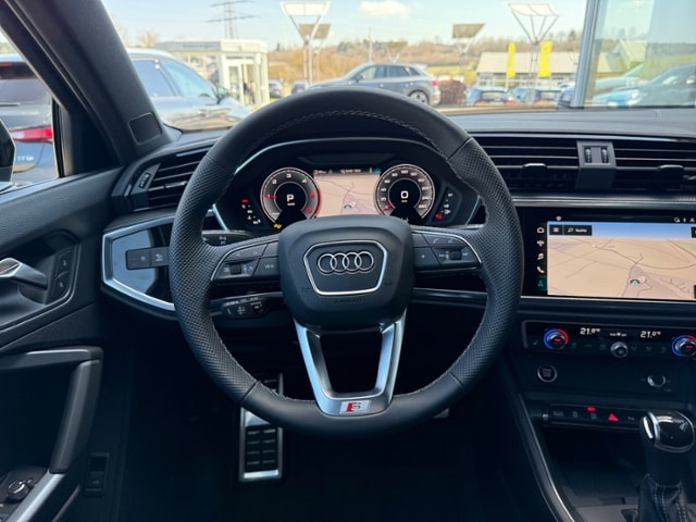 Audi Q3 35 TDI S-Tronic