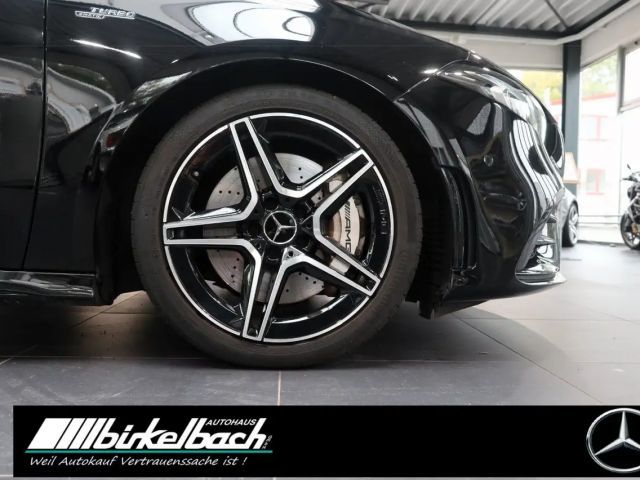 Mercedes-Benz A 35 AMG 4MATIC AMG Line