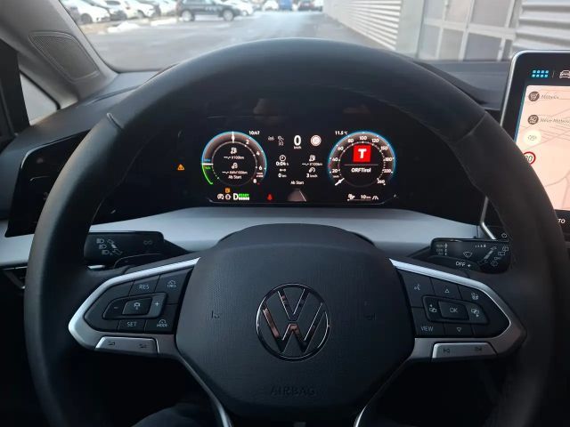 Volkswagen Golf DSG Life eHybrid