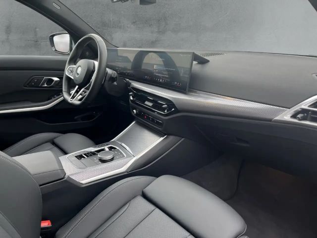 BMW 330 330e M-Sport Touring xDrive