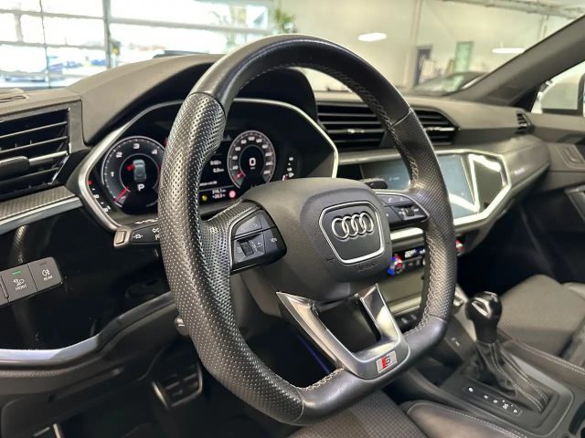 Audi Q3 35 TDI S-Line S-Tronic