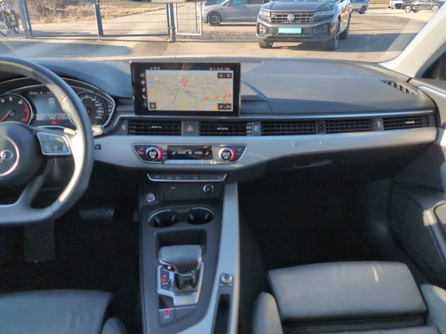 Audi A4 40 TFSI Avant Quattro S-Line S-Tronic