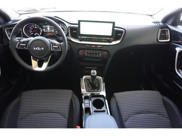 Kia Ceed 1.5T 140 Ultimate Edition Style JBL 17''LM Navi LE