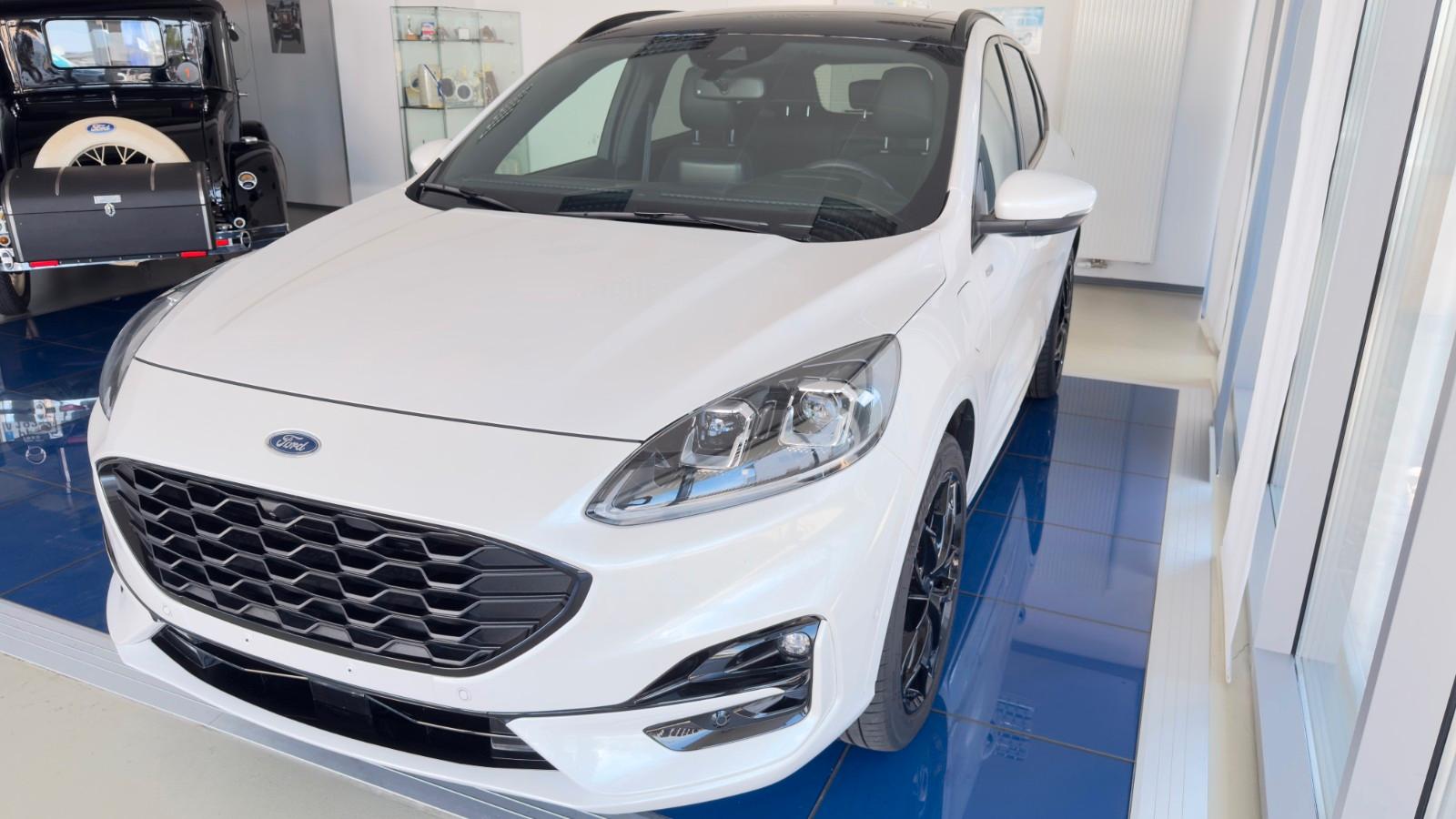 Ford Kuga Hybrid Plug in Hybrid ST Line X