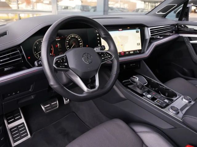 Volkswagen Touareg IQ.Drive R-Line