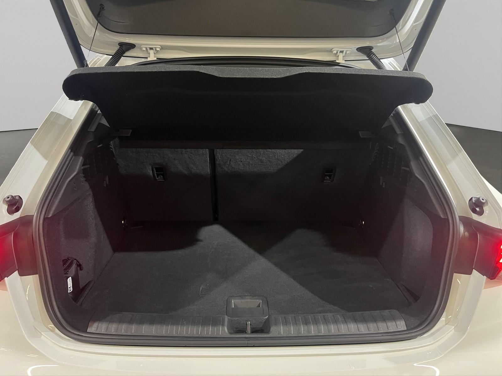 Audi A3 35 TFSI S-Line Sedan Sportback