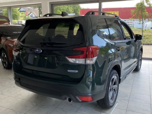 Subaru Forester 2.0ie Edition Black Platinum 8-fach bereift AHK-ab