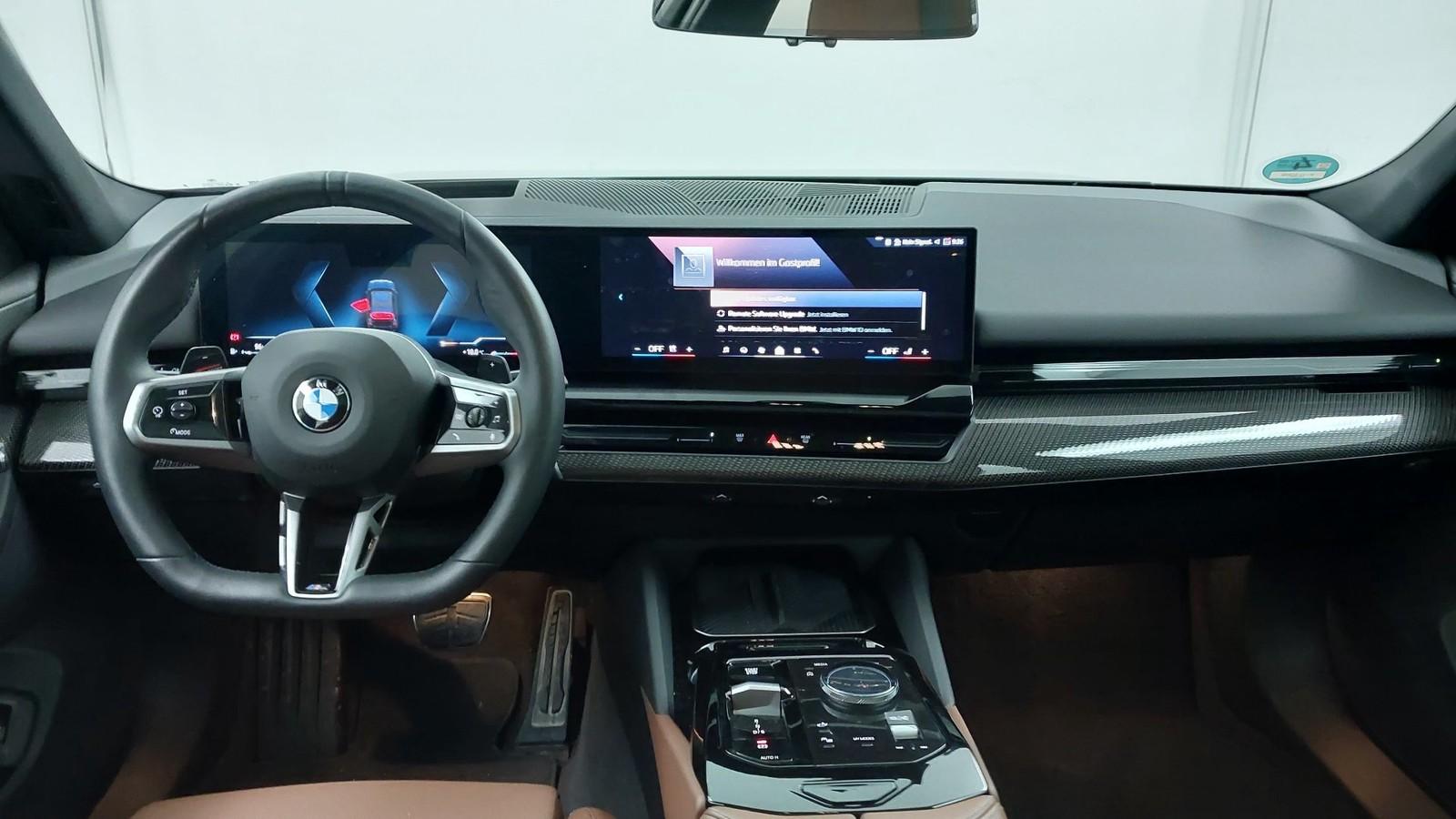 BMW 520 520d M-Sport Sedan xDrive