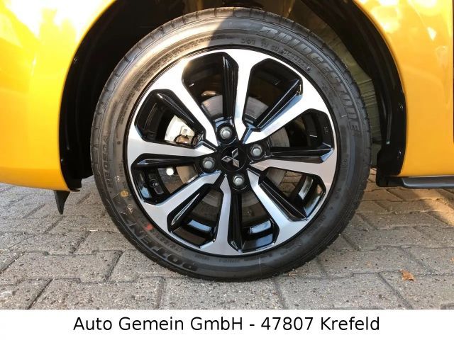 Mitsubishi Space Star Star