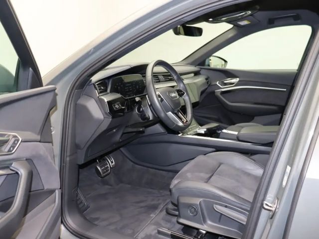 Audi Q8 e-tron 50 Quattro S-Line