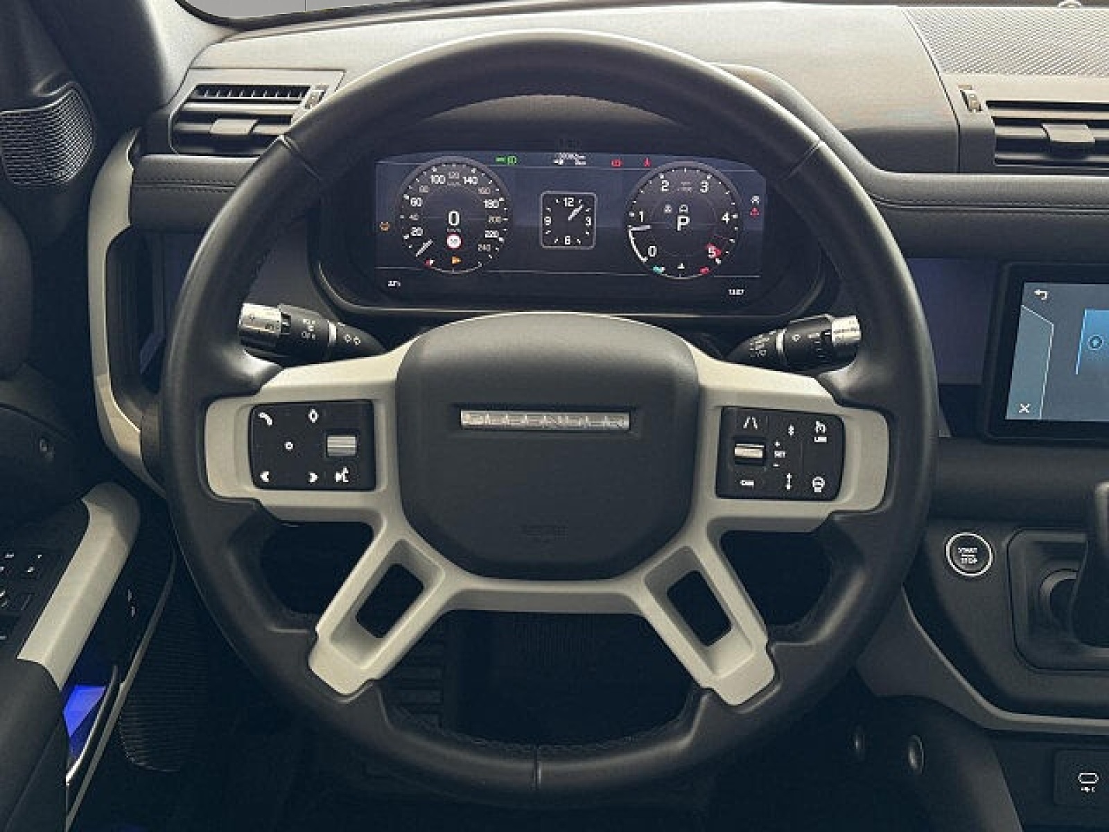 Land Rover Defender 110 SE