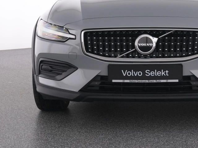Volvo V60 Cross Country AWD Plus