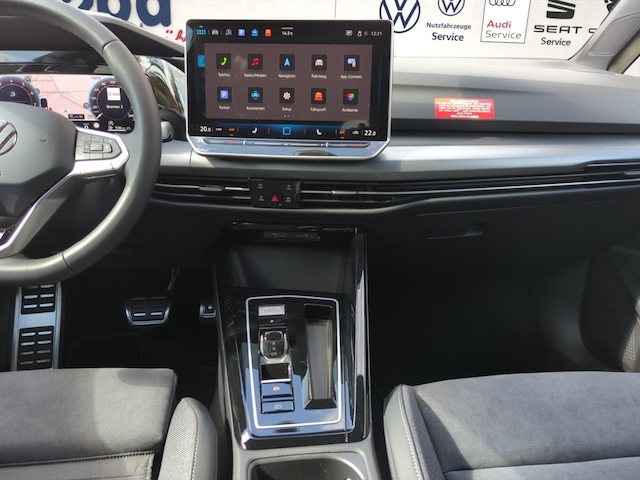 Volkswagen Golf 1.5 eTSI DSG Golf VIII