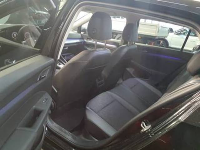 Volkswagen Golf 1.5 eTSI DSG Golf VIII IQ.Drive