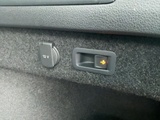 Volkswagen Passat 2.0 TDI Business DSG Variant