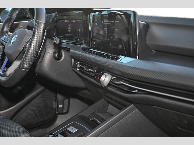 Volkswagen Golf 2.0 TSI DSG Golf VIII