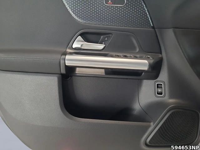 Mercedes-Benz GLA 200 GLA 200 d Progressive