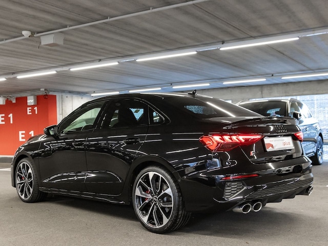 Audi S3 Quattro S-Tronic Sedan