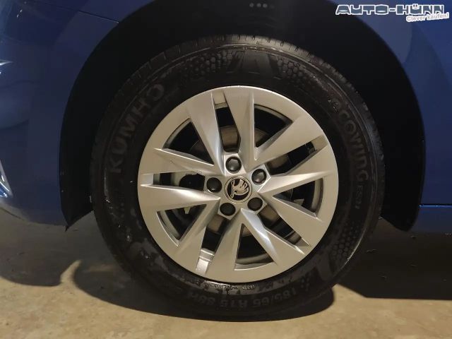 Skoda Fabia Sondermodell 130 Jahre 1.0 MPI 80 PS Virtuell C...