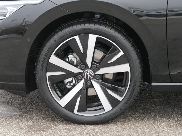 Volkswagen Golf Business DSG Variant