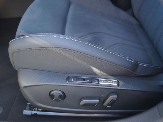 Volkswagen Golf DSG eHybrid