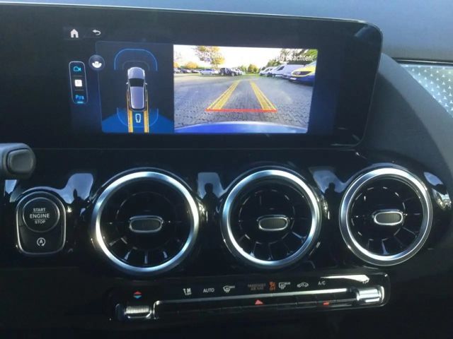 Mercedes-Benz B 180 Progressive