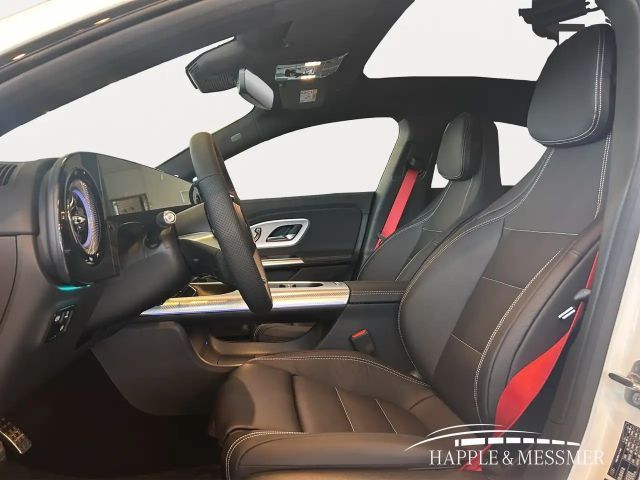 Mercedes-Benz CLA 350 4MATIC AMG Line