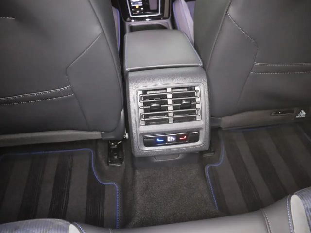 Volkswagen Golf 2.0 TSI DSG