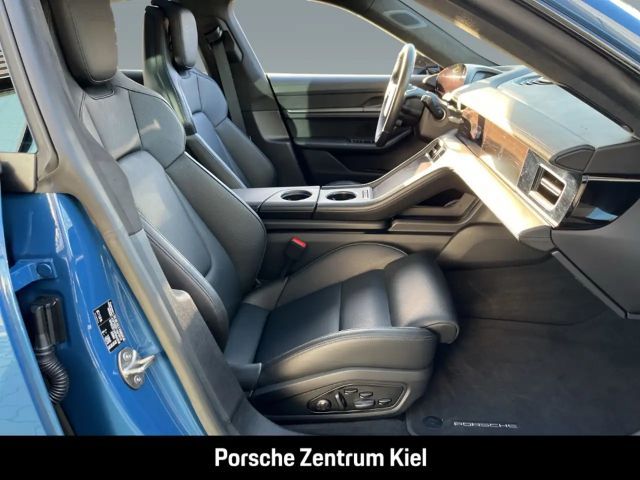 Porsche Taycan Cross Turismo Turbo