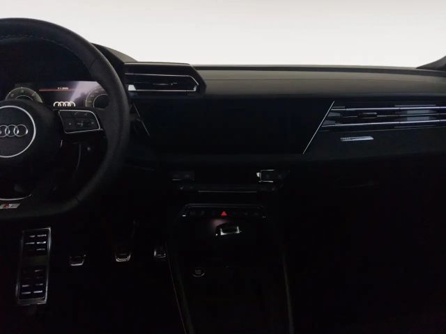 Audi A3 30 TDI S-Line Sedan