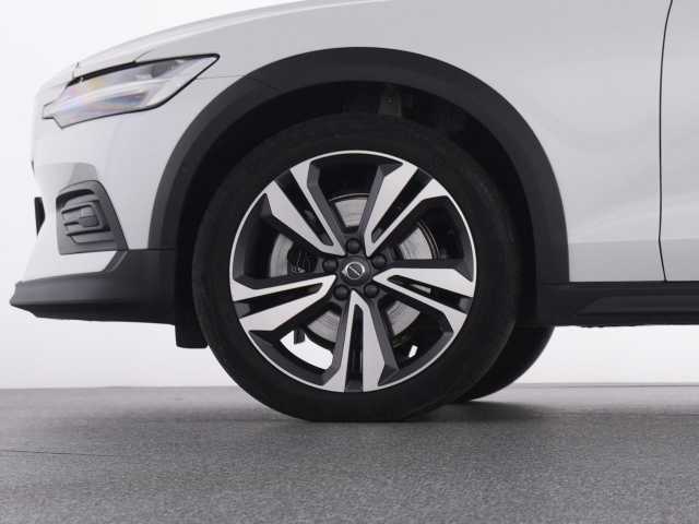 Volvo V60 Cross Country CC