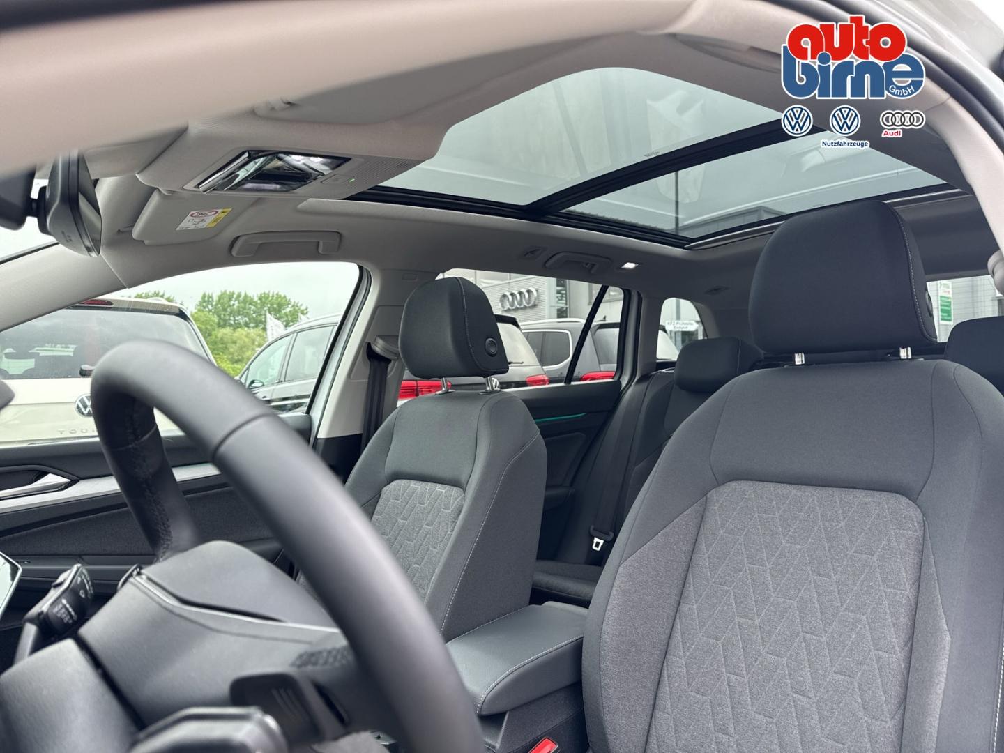 Volkswagen Golf 1.5 eTSI Golf VIII Life Variant