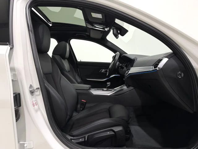 BMW 330 330e M-Sport Sedan