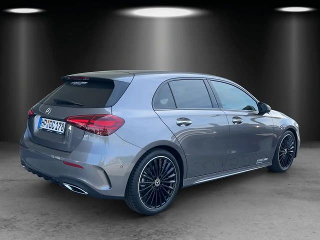 Mercedes-Benz A 200 AMG Line Hatchback