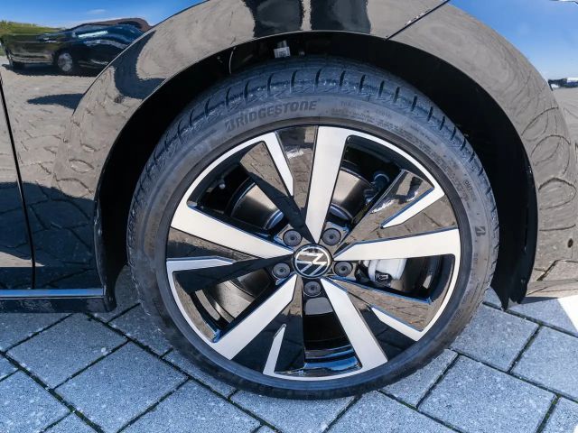 Volkswagen Golf DSG Life eHybrid