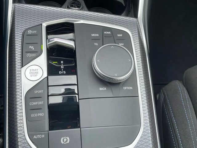 BMW 330 330i M-Sport xDrive