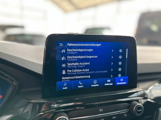 Ford Kuga Plug in Hybrid ST Line X